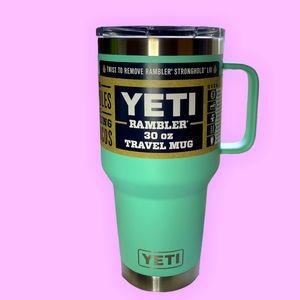 YETI Rambler 30oz Travel Mug